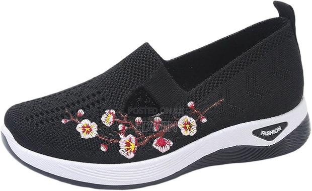 Ladies' Comfortable Shoes – Lightweight Stylish With Floral Print