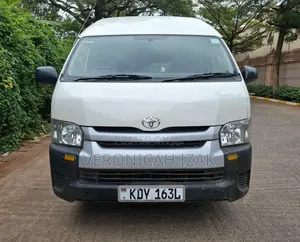 Toyota HiAce 2016 White