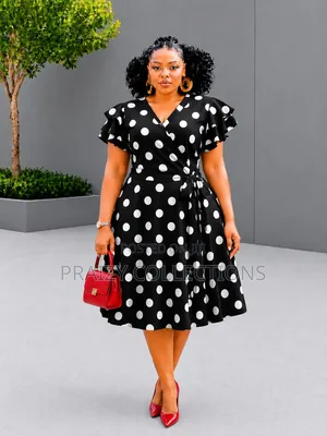 Breastfeeding Friendly Dotted Skater Dress
