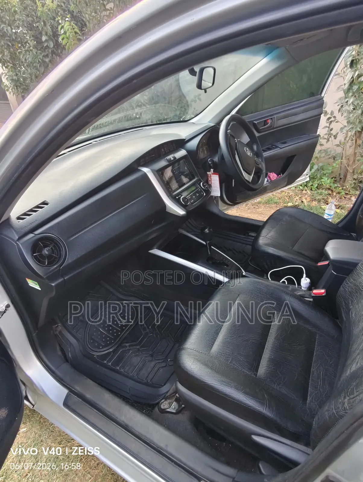 Toyota Corolla Fielder 2019 Silver