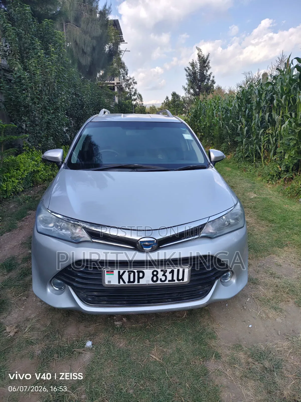 Toyota Corolla Fielder 2019 Silver