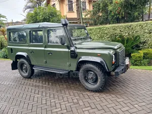 Land Rover Defender 2011 Green