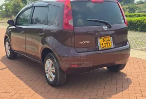 Nissan Note 2011 Burgundy