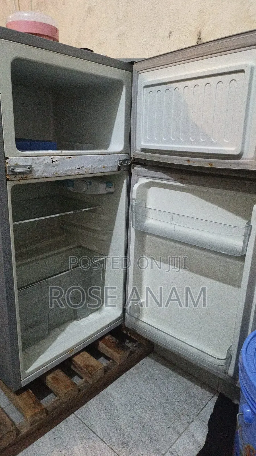 Ramtons Rf/222 90l Double Door Fridge