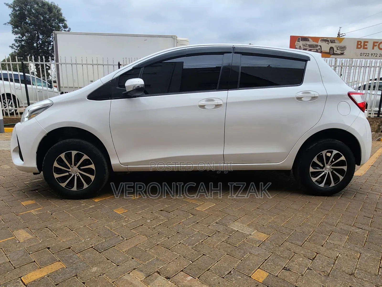 Toyota Vitz 2018 White