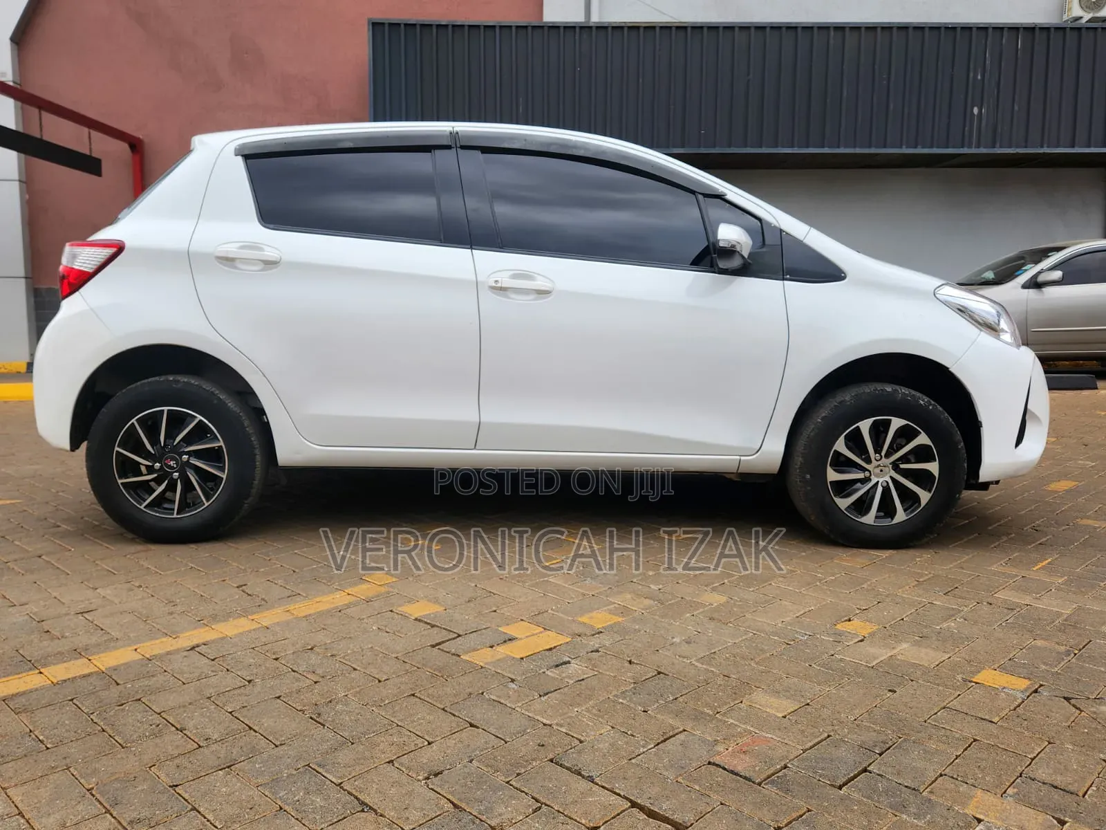 Toyota Vitz 2018 White
