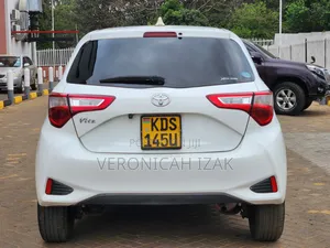Toyota Vitz 2018 White