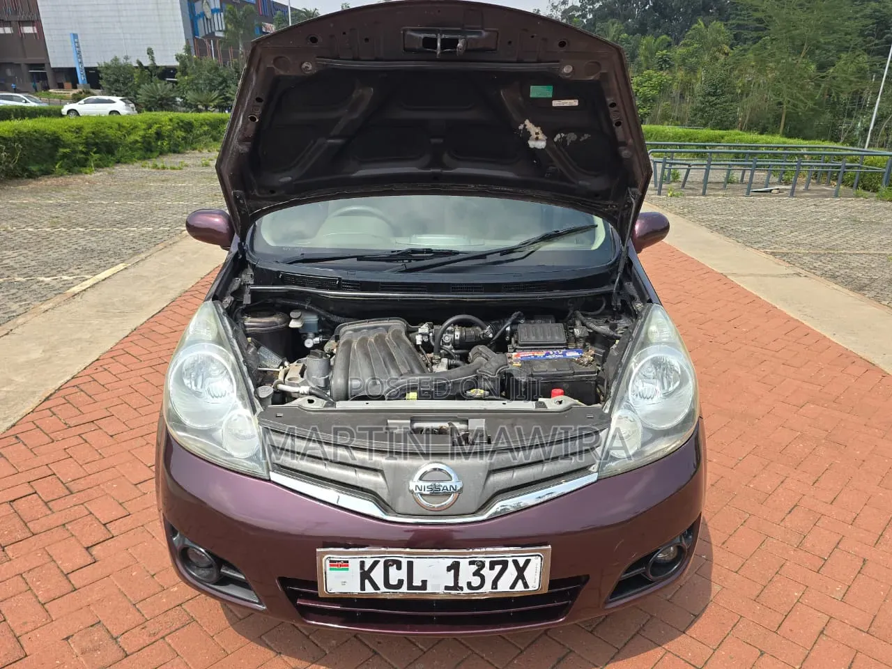 Nissan Note 2011 Maroon