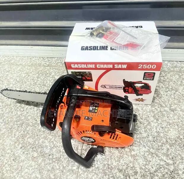 Powerful Gasoline Chainsaw