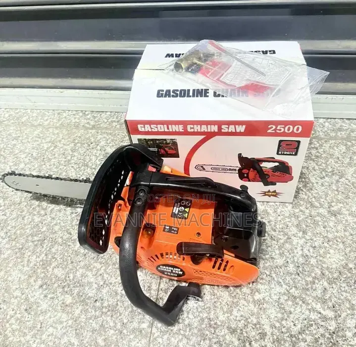 Powerful Gasoline Chainsaw