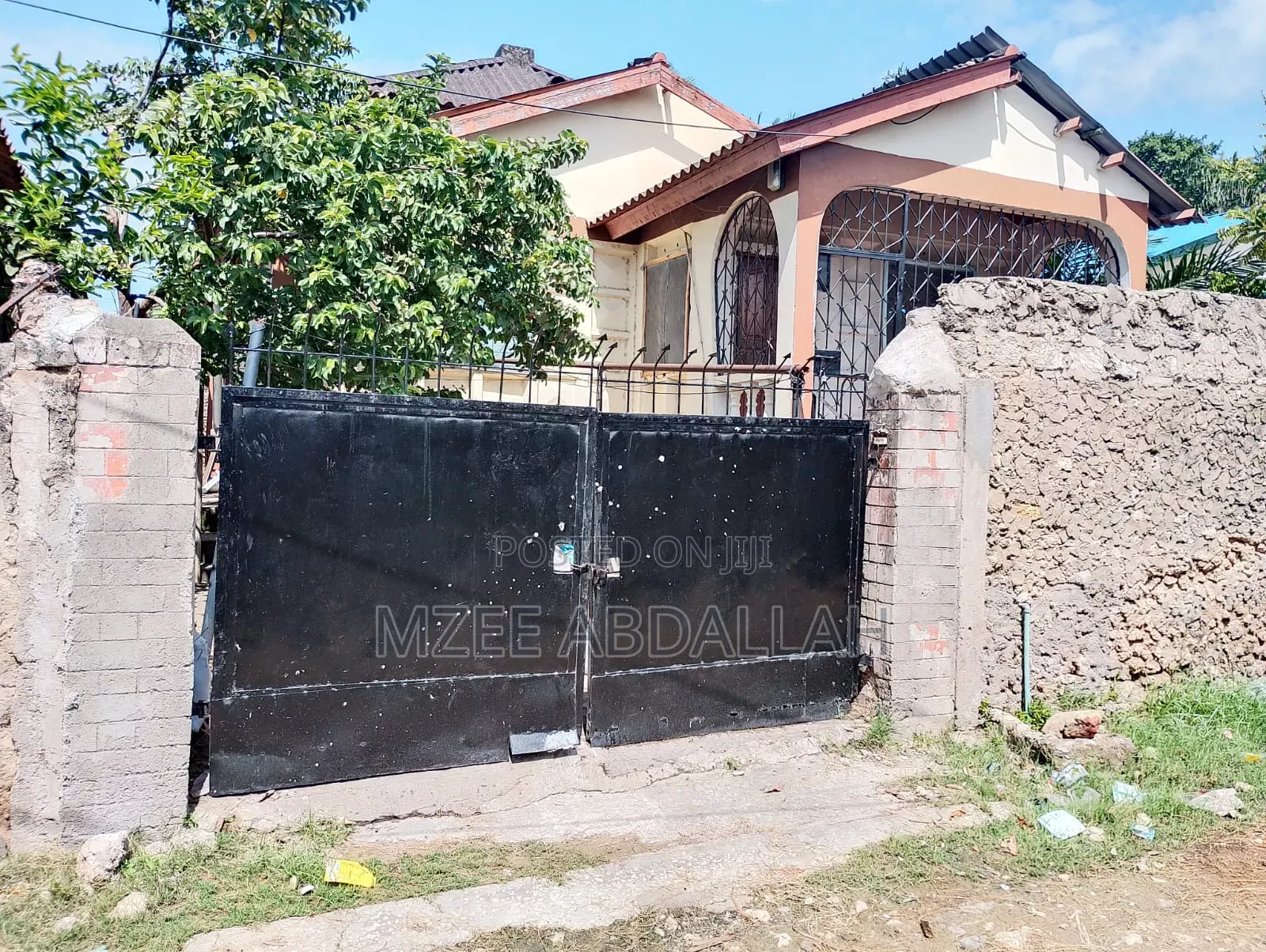 3bdrm House in Kiembeni for sale