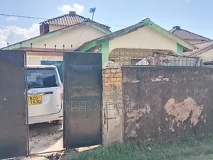 3bdrm House in Kiembeni for sale