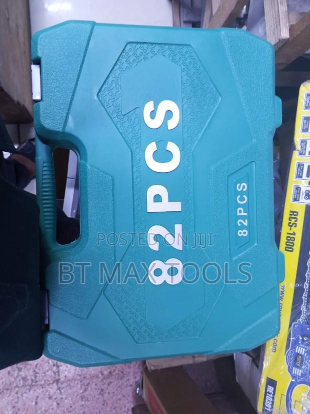 82 PCS Toolset