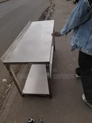 A Heavy Duty Working Table