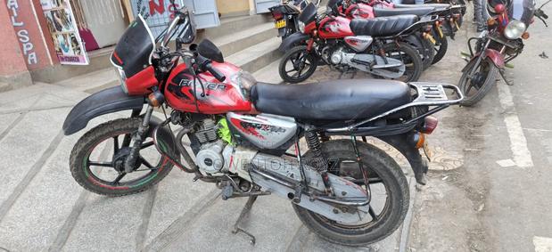 Bajaj Boxer 2021 Red