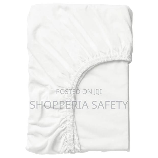 Fitted Bedsheet Stripped