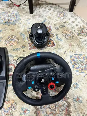 Ex Dubai Logitech G29 Driving Wheel Like New