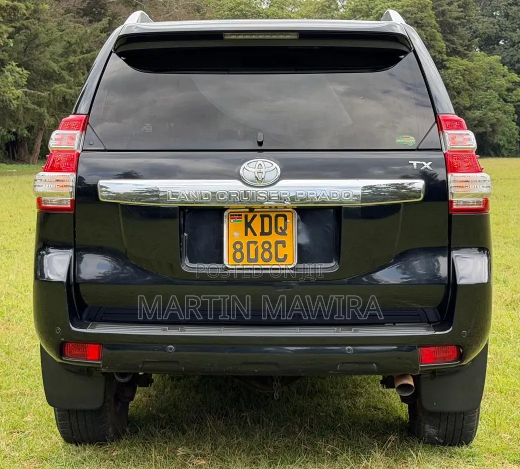 Toyota Land Cruiser Prado 2016 Black
