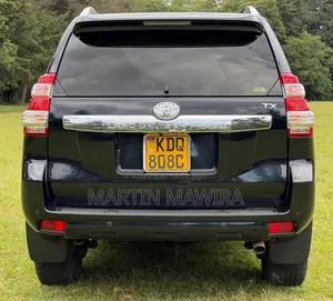 Toyota Land Cruiser Prado 2016 Black