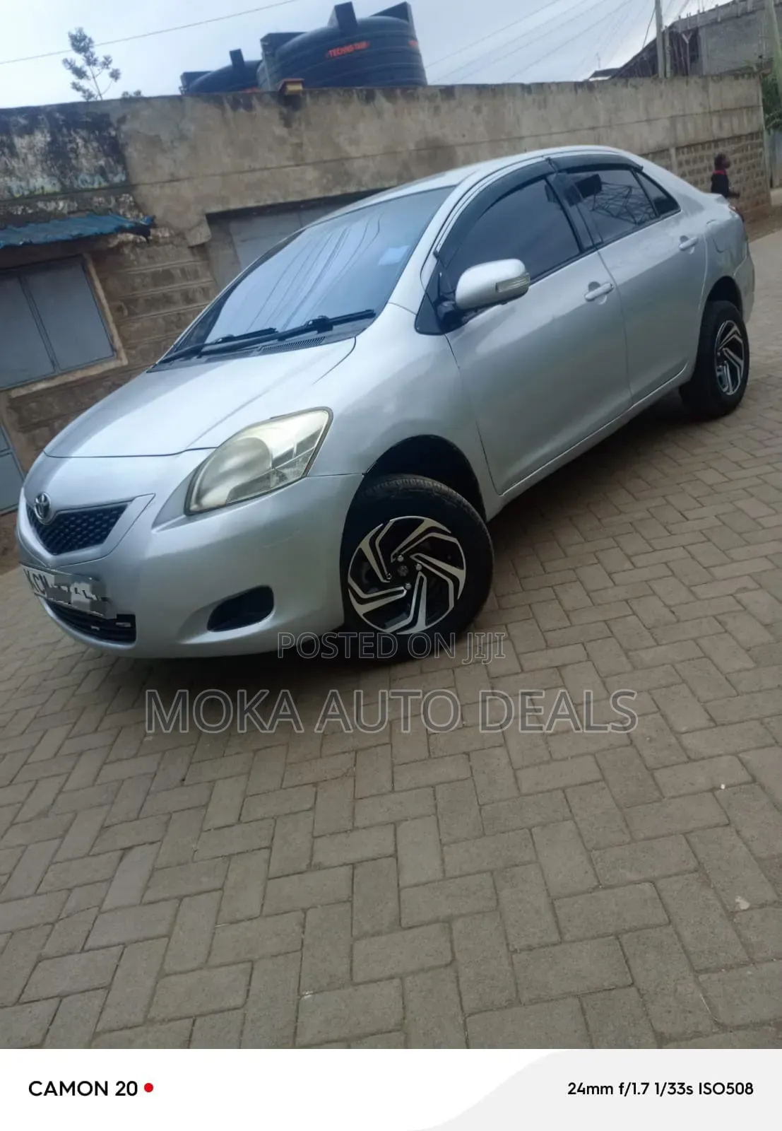 Toyota Belta 2010 Silver