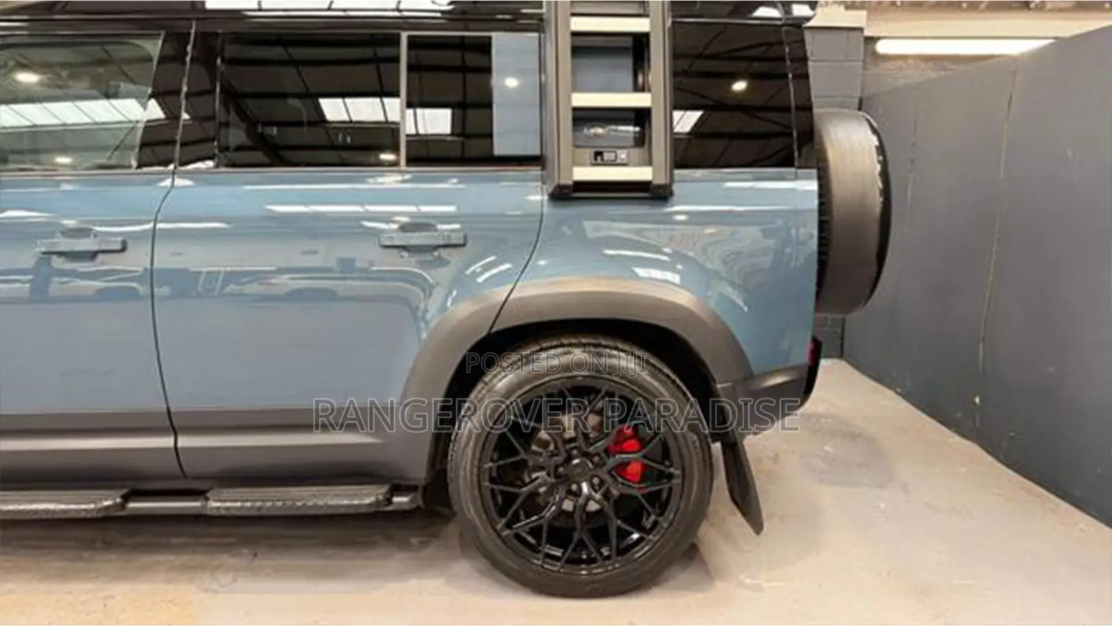 Land Rover Defender 2020 Blue