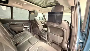 Land Rover Defender 2020 Blue