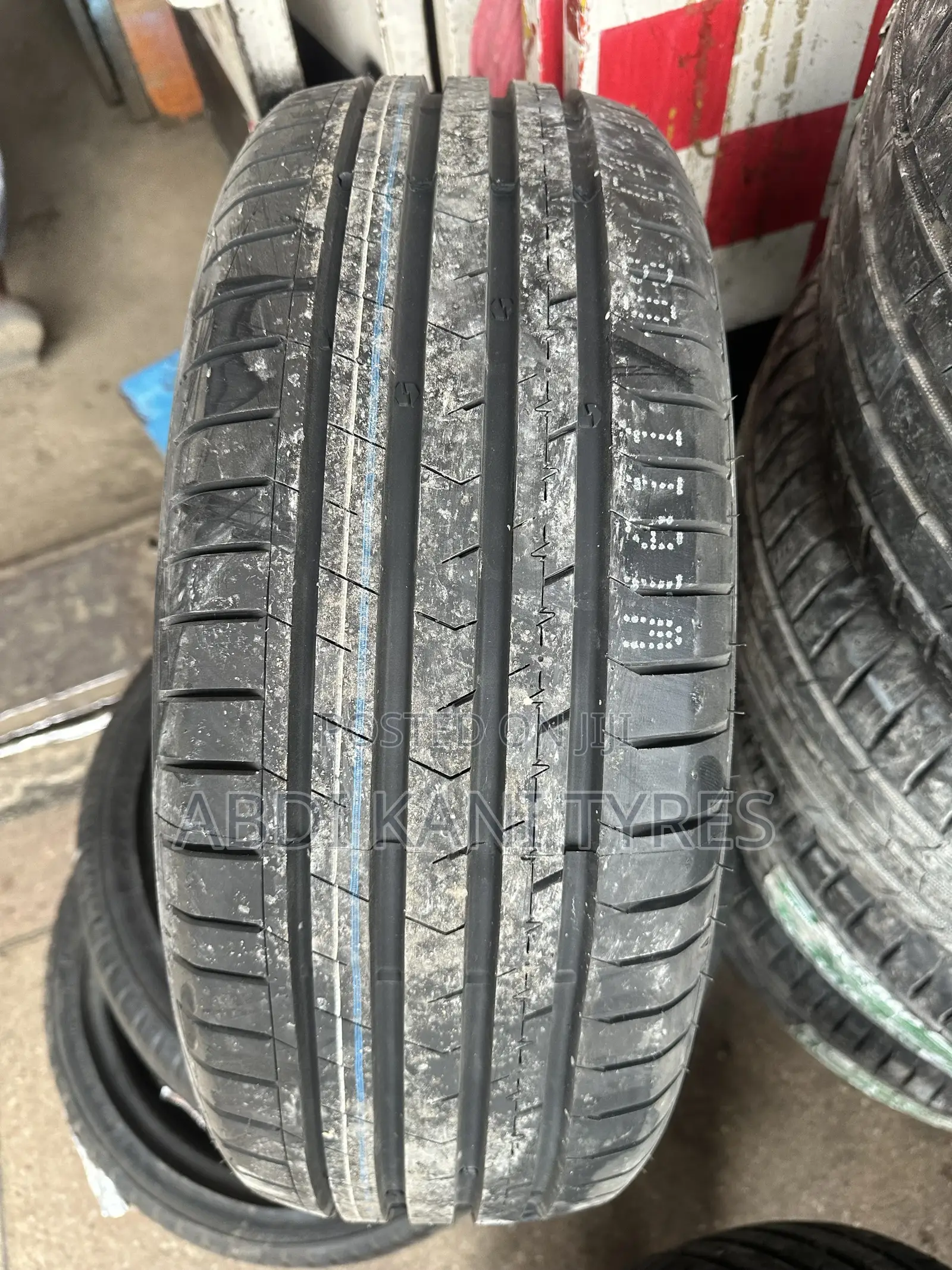 205/55r17 Centara Tires