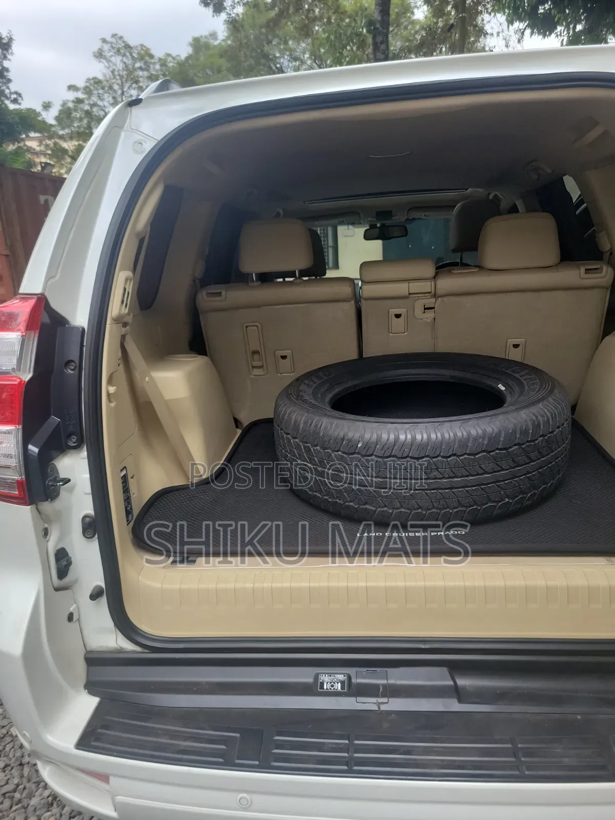 Toyota Land Cruiser Prado 2015 White