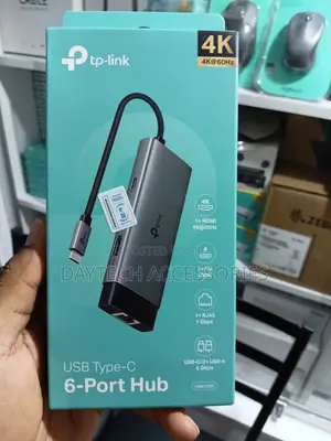 This Is a Tp-Link Uh6120c 6-Port Usb Type-C Hub.