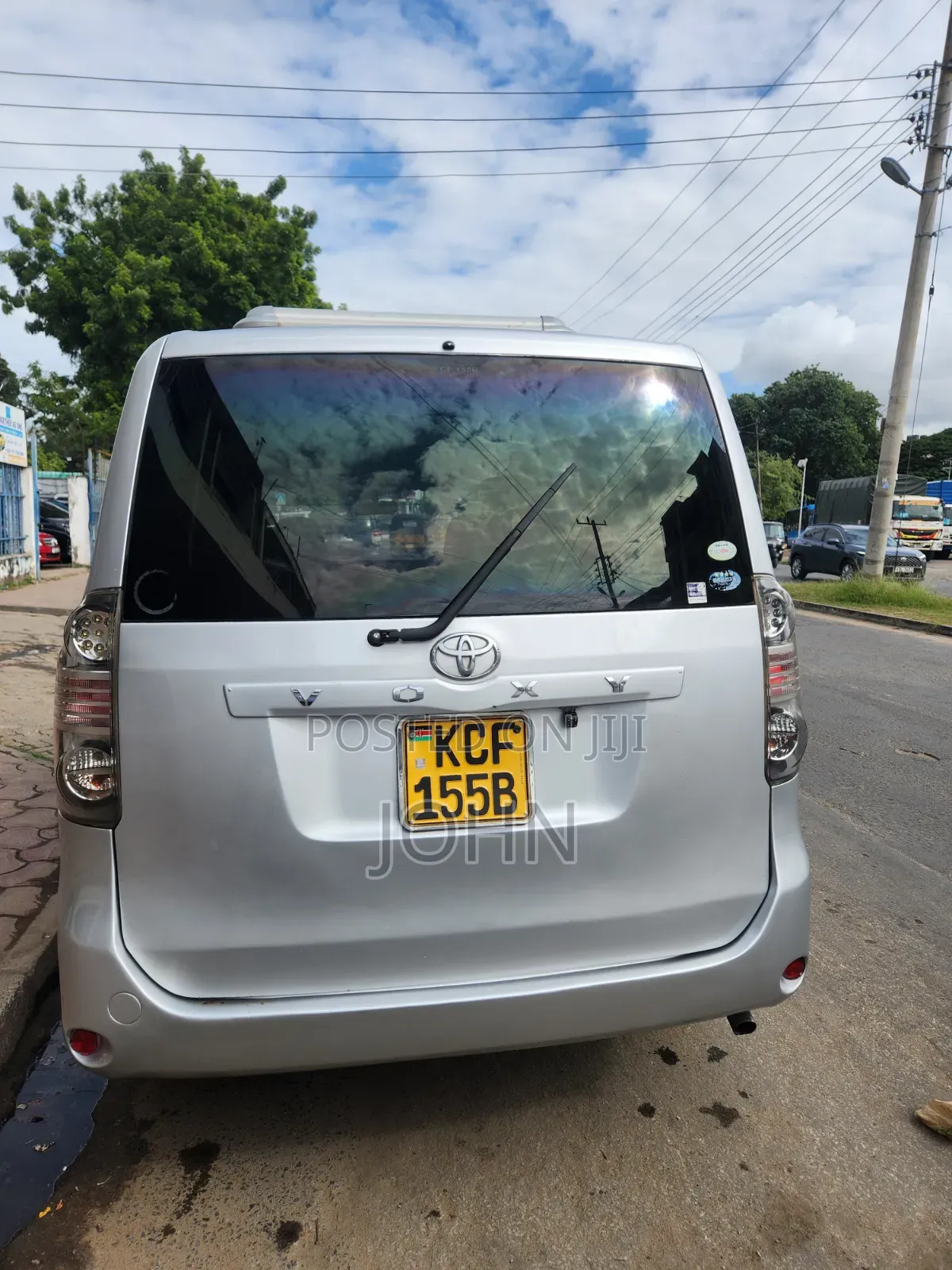 Toyota Voxy 2008 Silver