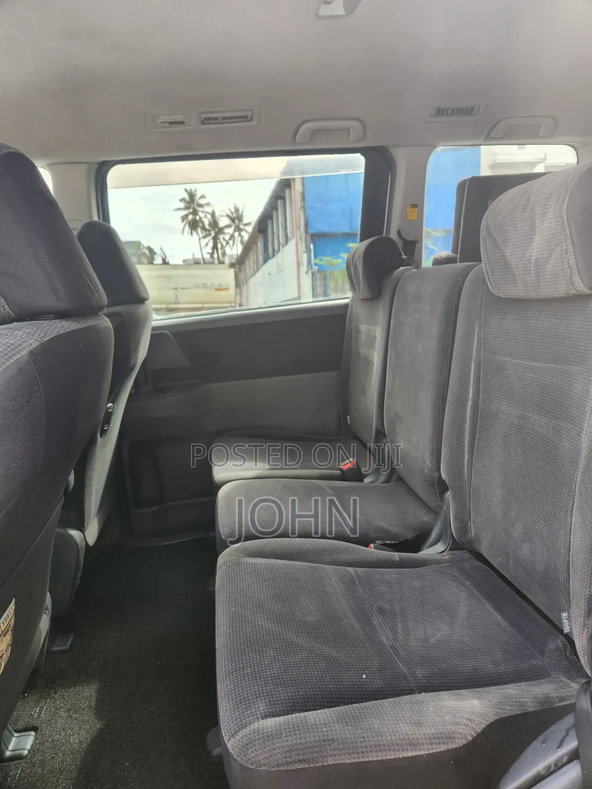Toyota Voxy 2008 Silver