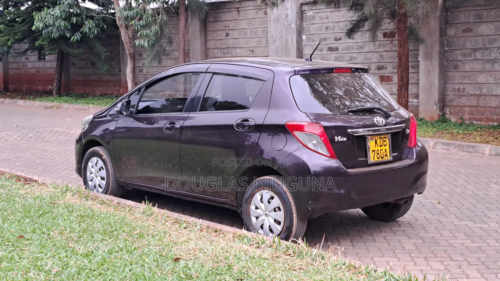 Toyota Vitz 2013 Purple