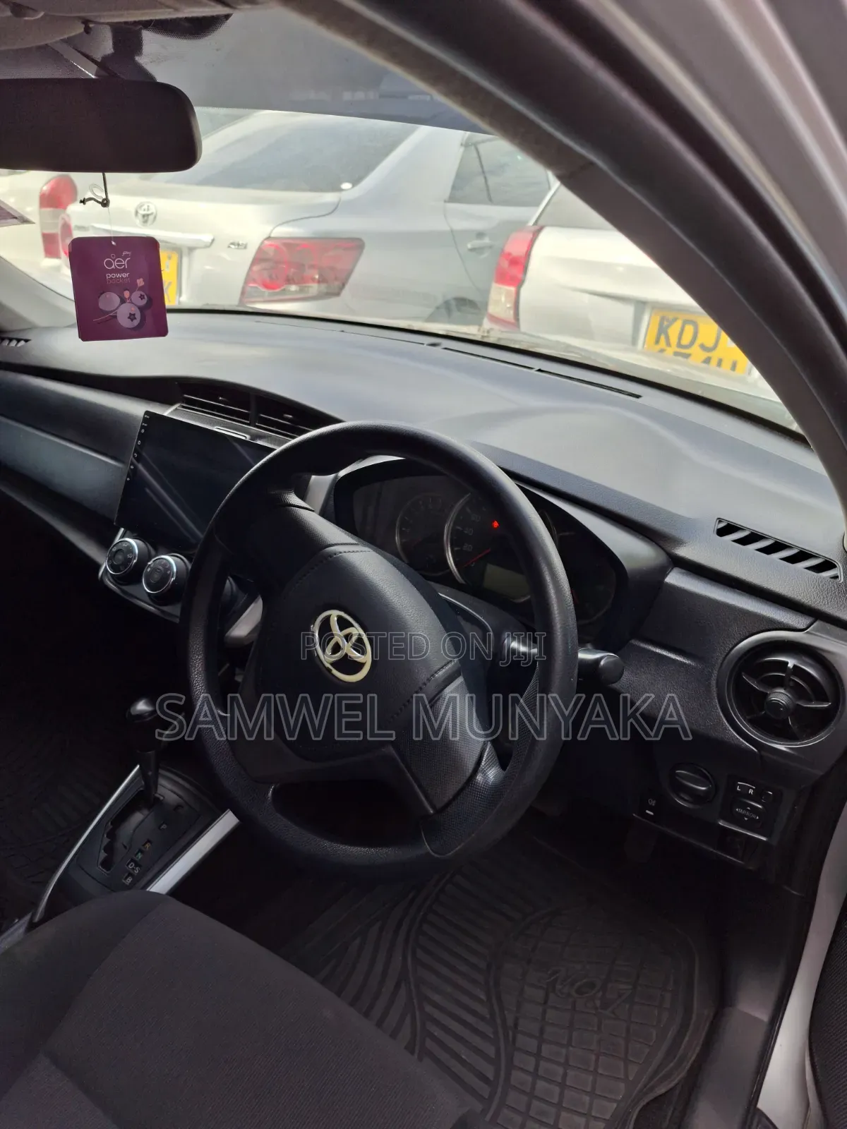 Toyota Corolla Fielder 2015 Silver