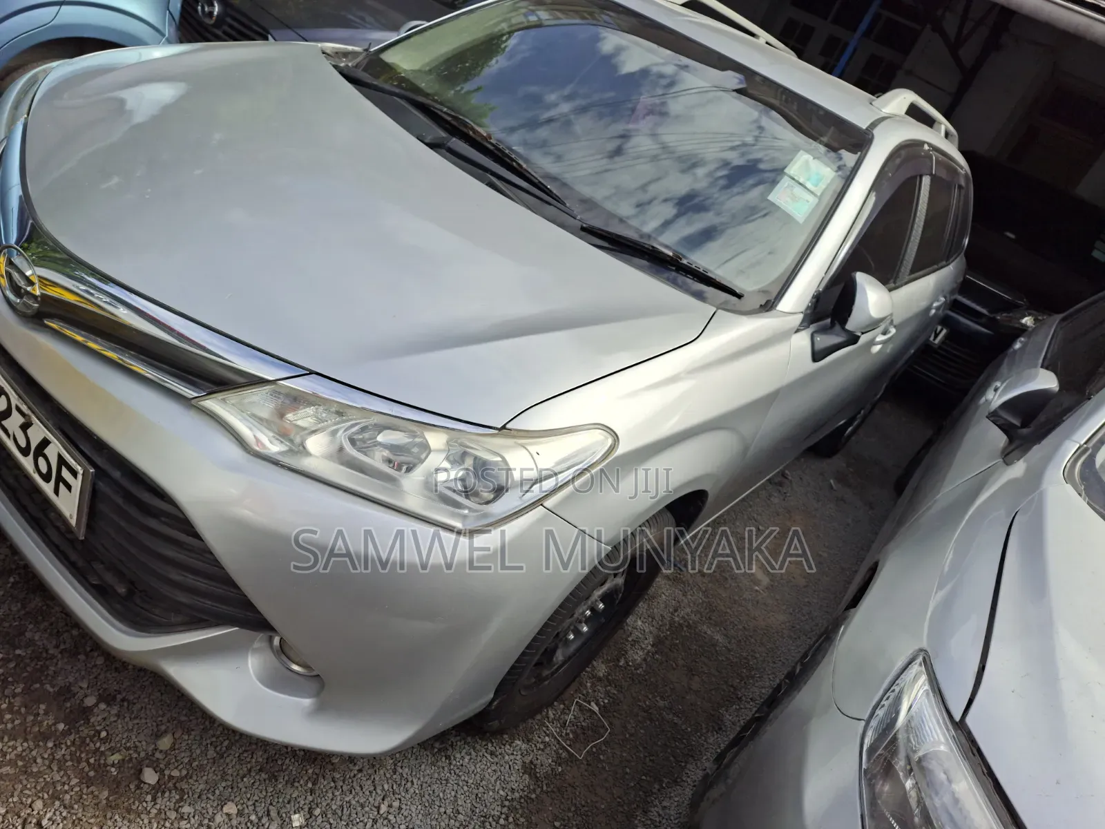 Toyota Corolla Fielder 2015 Silver