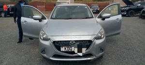 Mazda Demio 2017 Silver