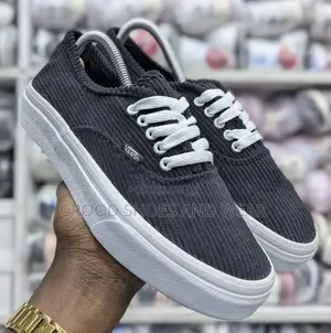 Vans Off the Road Casual Wear