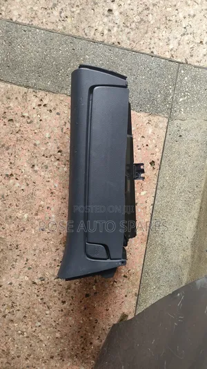 Upper Glovebox , Vanguard/Rav 4