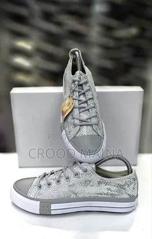 Converse Flatt Sneakers