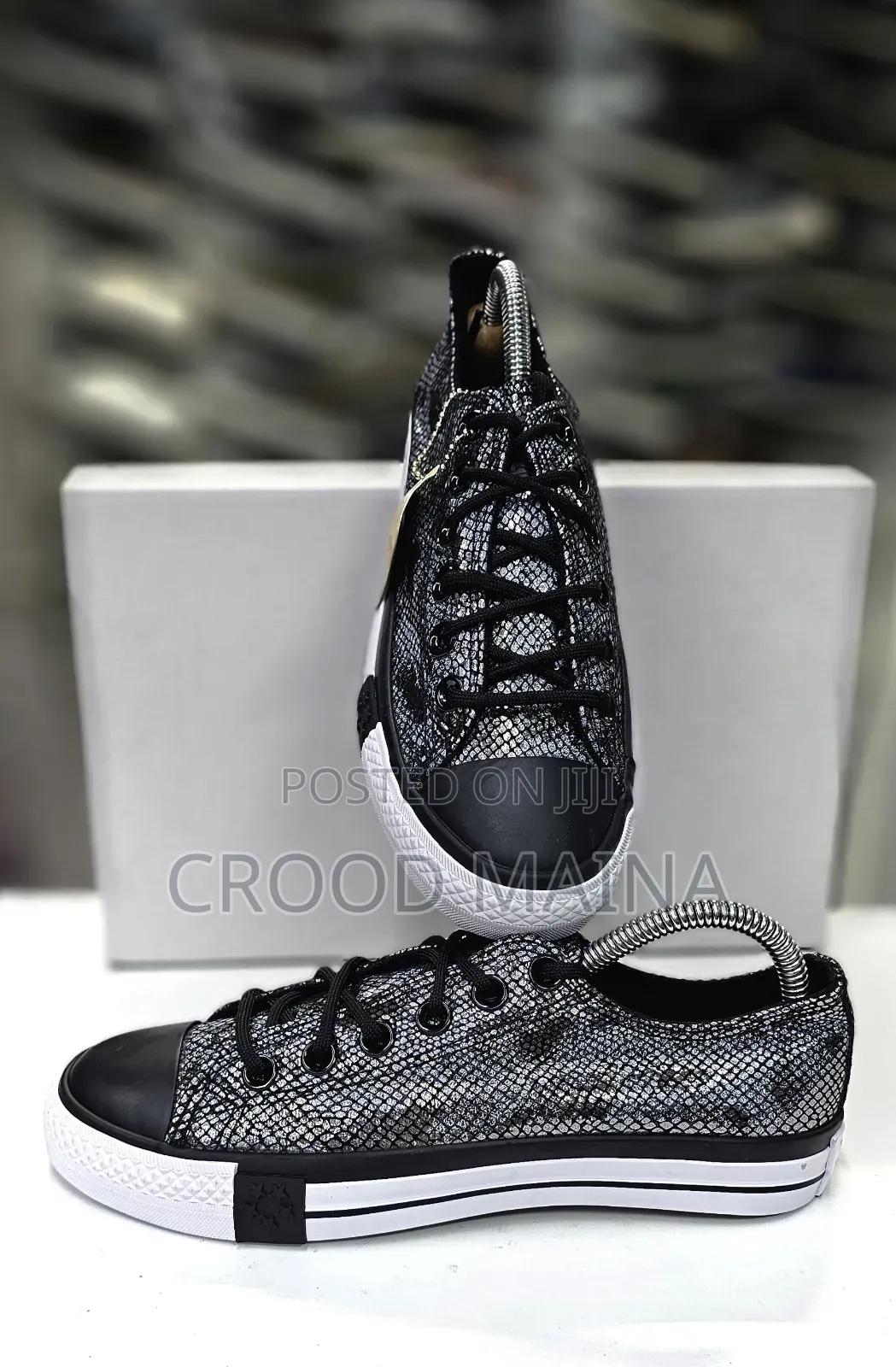 Converse Flatt Sneakers