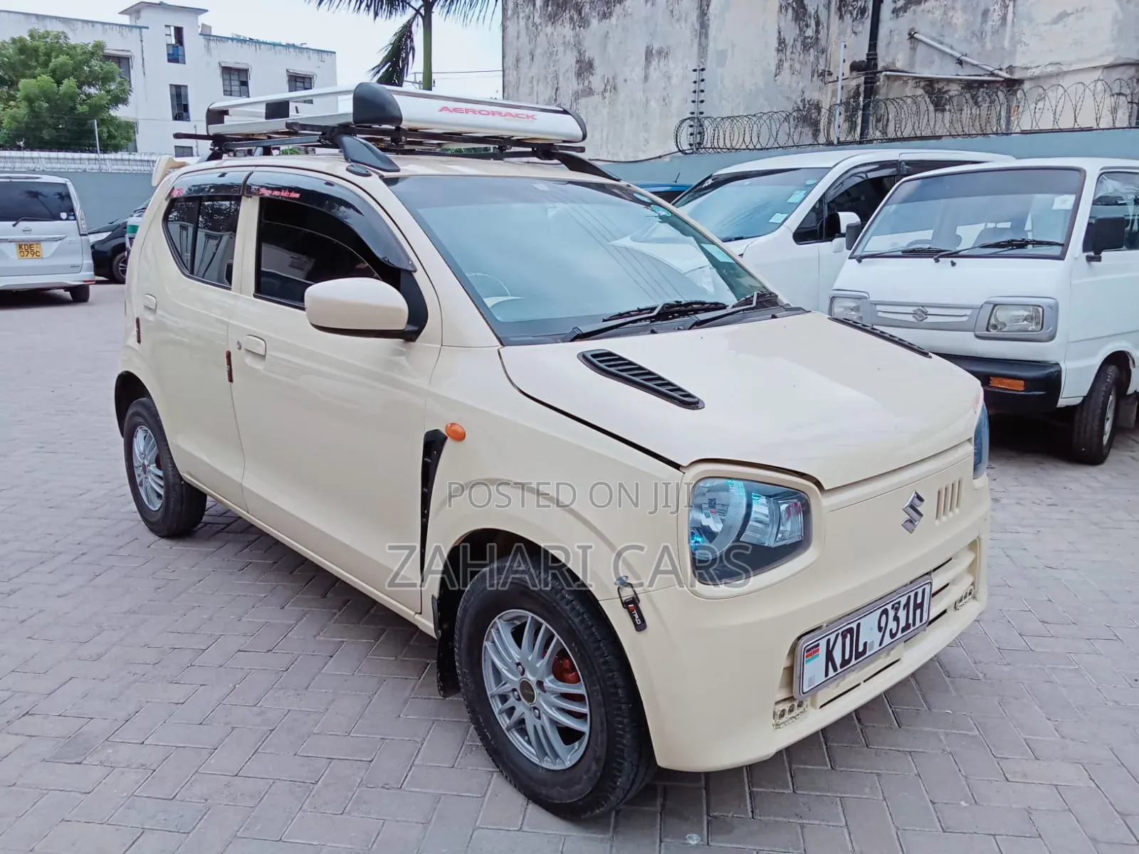 Suzuki Alto 2016 Beige
