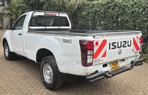 Isuzu D-MAX 2016 White
