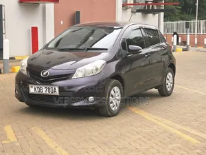 Toyota Vitz 2014