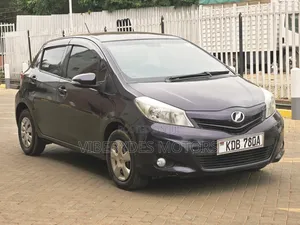 Toyota Vitz 2014