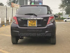Toyota Vitz 2014