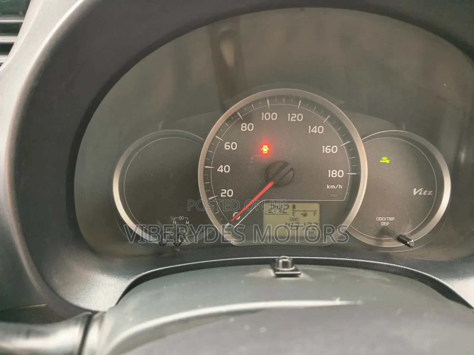 Toyota Vitz 2014