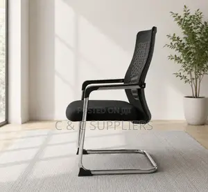 Ergonomic C C Visitor's Chair