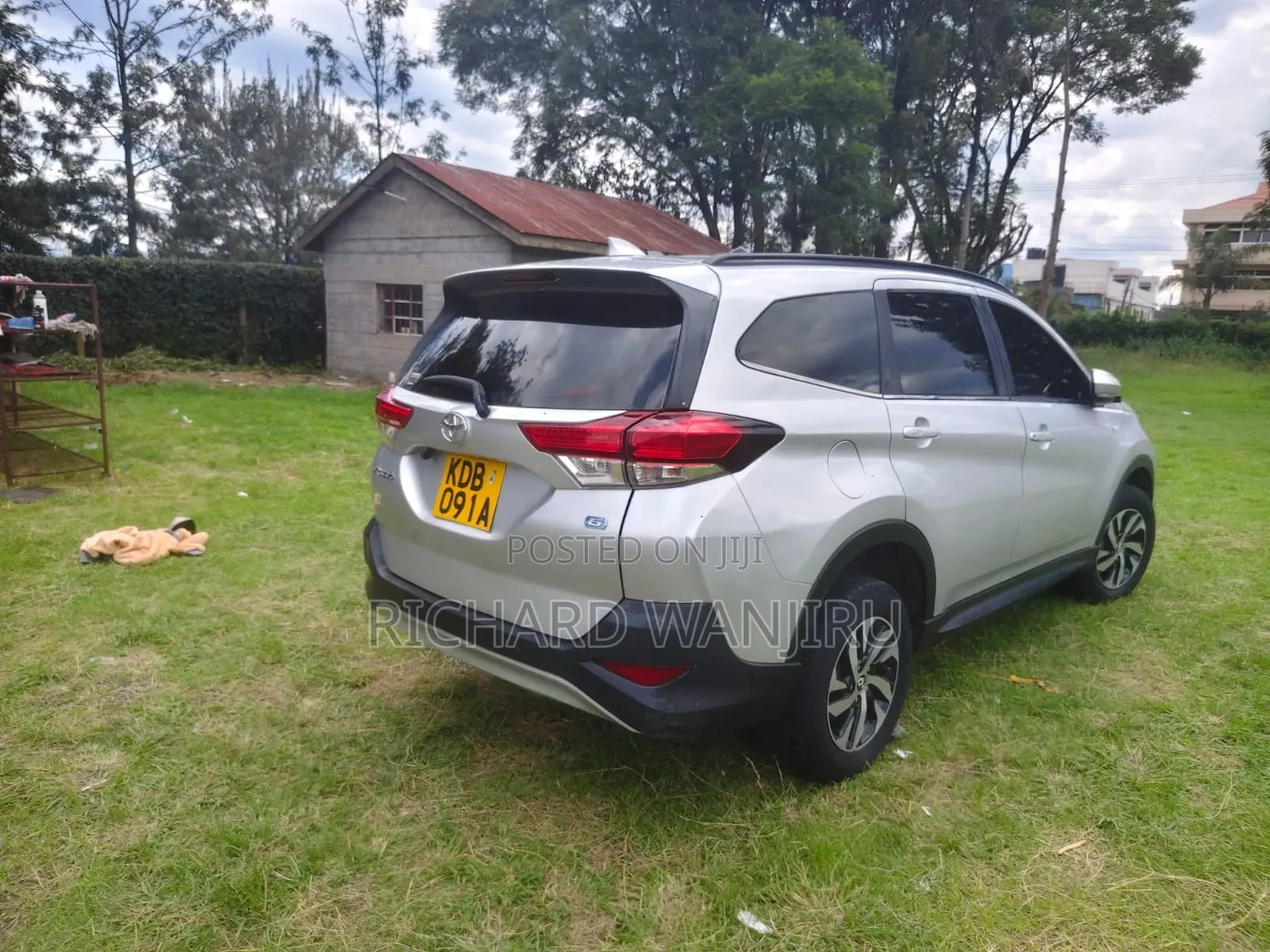 Toyota Rush 2020 Silver