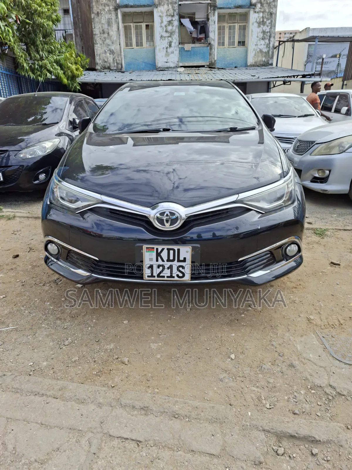 Toyota Auris 2016 Black