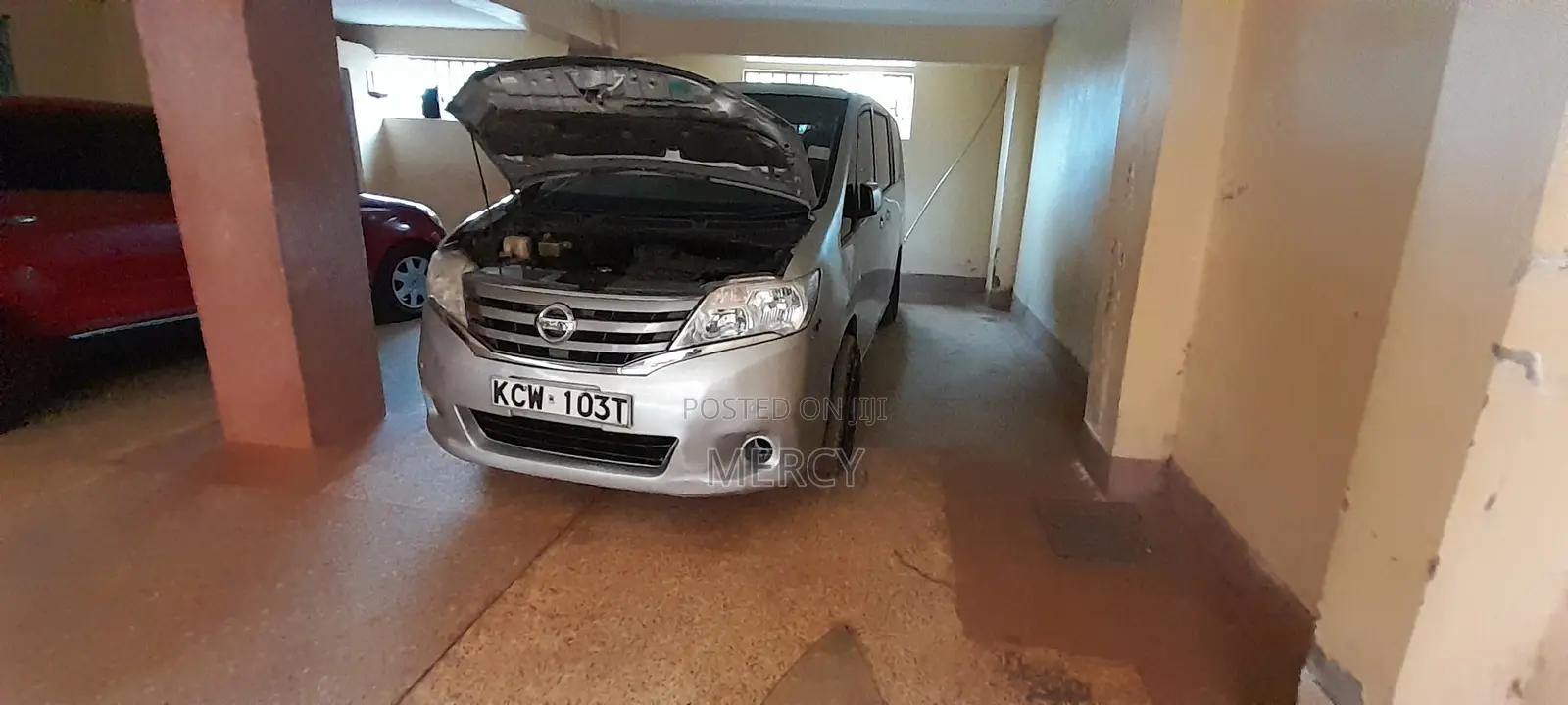 Nissan Serena 2012 Silver