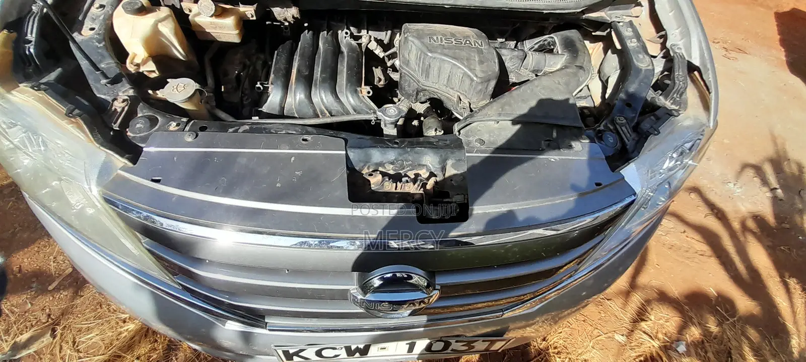 Nissan Serena 2012 Silver